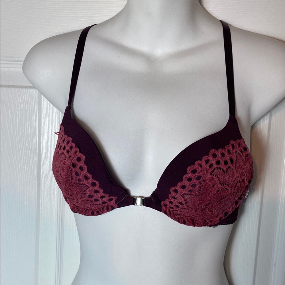 Aerie Burgundy Lace Bra Front Closure Upper Cup Back Wing Racerback Size 32B